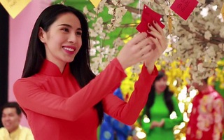 Thủy Tiên rực rỡ trở lại sau đám cưới 